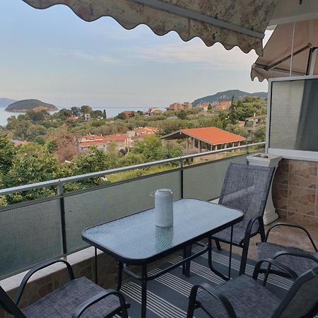 شقة Riviera Penthouse PalaiónTsiflíkion المظهر الخارجي الصورة