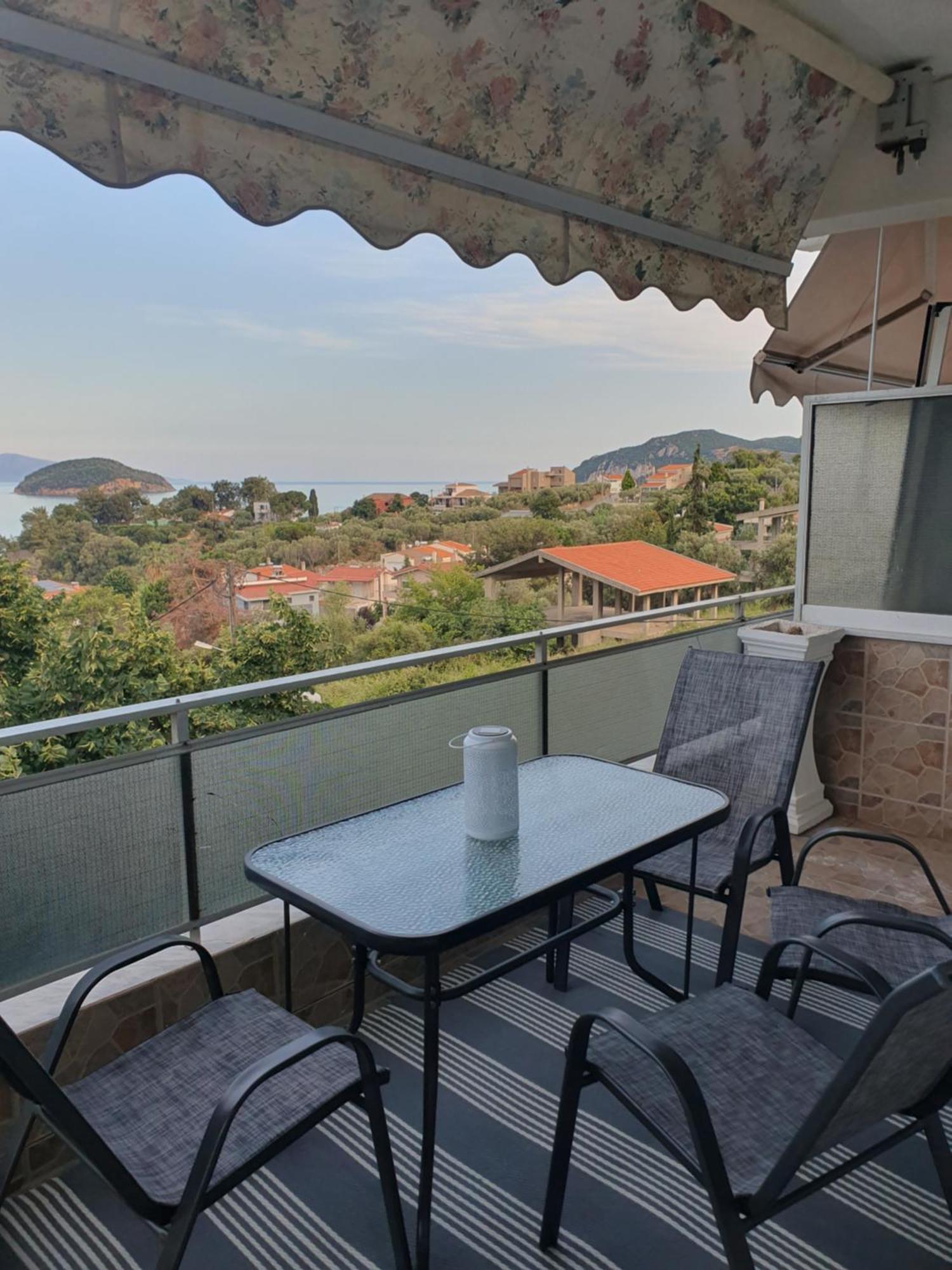 شقة Riviera Penthouse PalaiónTsiflíkion المظهر الخارجي الصورة