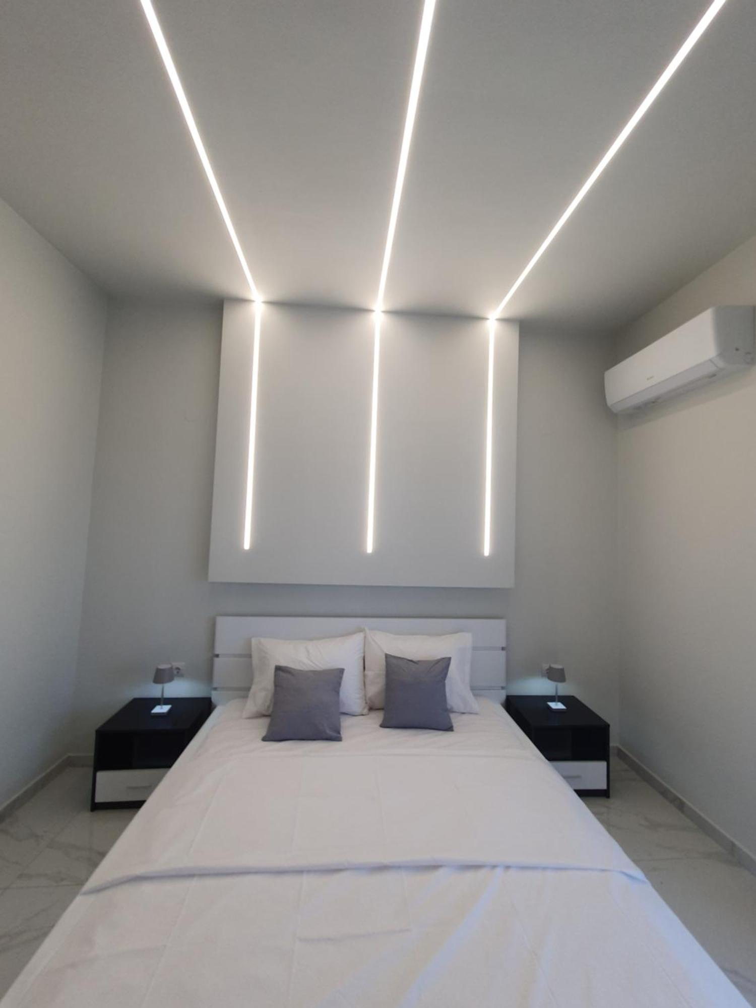 شقة Riviera Penthouse PalaiónTsiflíkion المظهر الخارجي الصورة