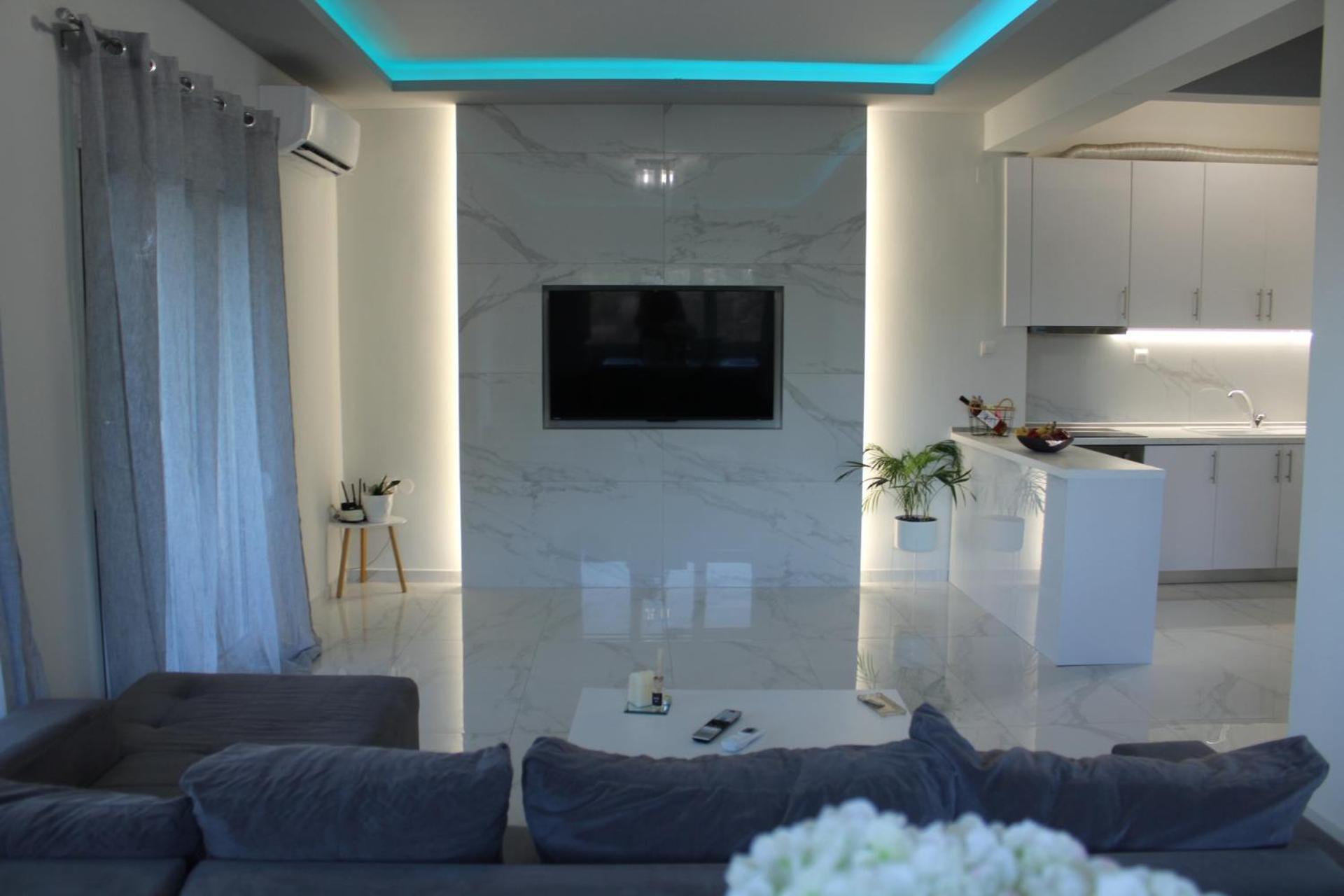 شقة Riviera Penthouse PalaiónTsiflíkion المظهر الخارجي الصورة